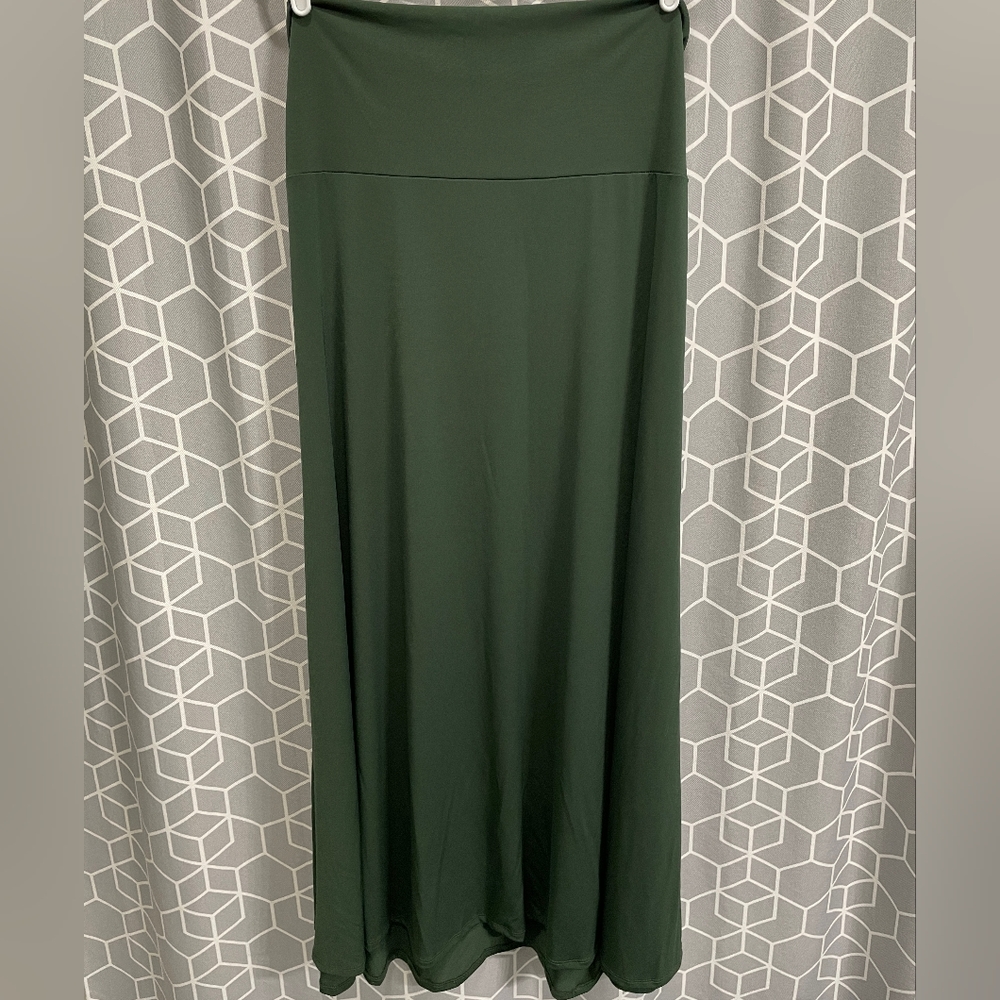LuLaRoe Maxi Skirt - 3X Olive